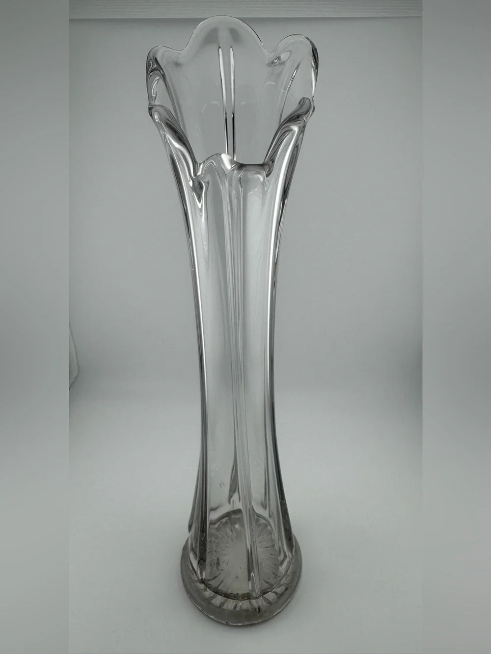 Vintage swung vase 13 inches tall clear glass